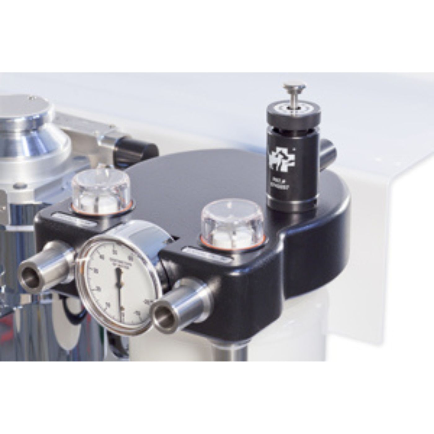 Supera Pureline® M6000 Rebreathing Mobile Anesthesia Machine With Free Oxygen - Image 2